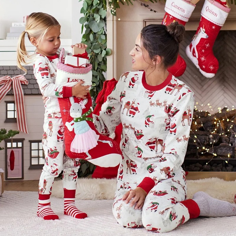 Winter Clothing Looks - Świąteczne piżamy rodzinne z nadrukiem Świętego