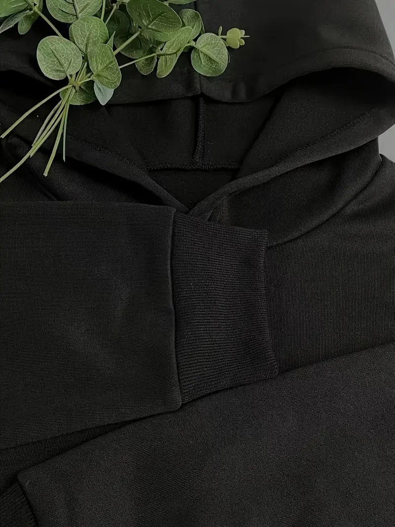 Czarna, obszerna bluza z kaptu – Y2K Winter Clothing recenzja i cena