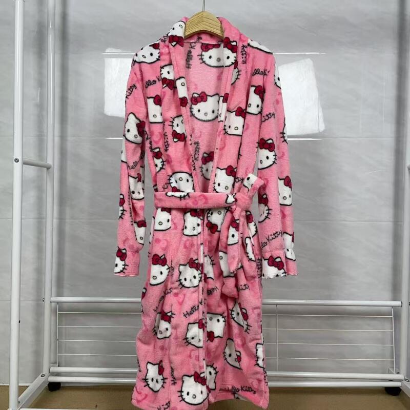 Koszula nocna Hello Kitty Nowa – Winter Clothes recenzja i cena