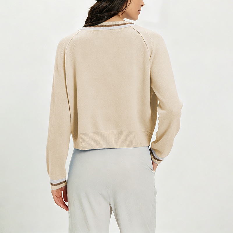 Nowy sweter rozpinany z dziani – Winter Clothing Colors 2026 recenzja i cena