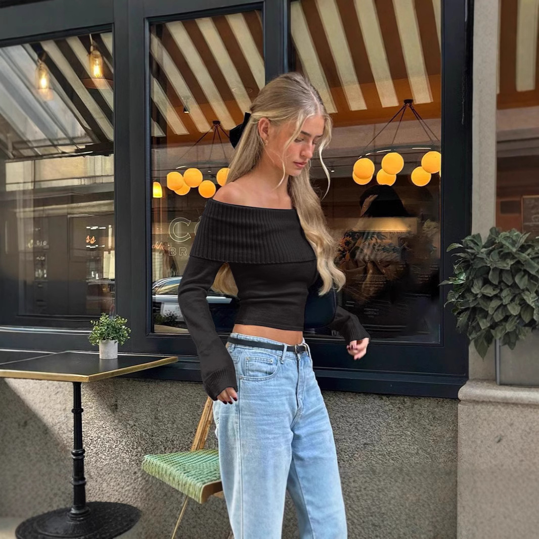 Moda uliczna: top z odkrytymi  – Winter Clothes recenzja i cena